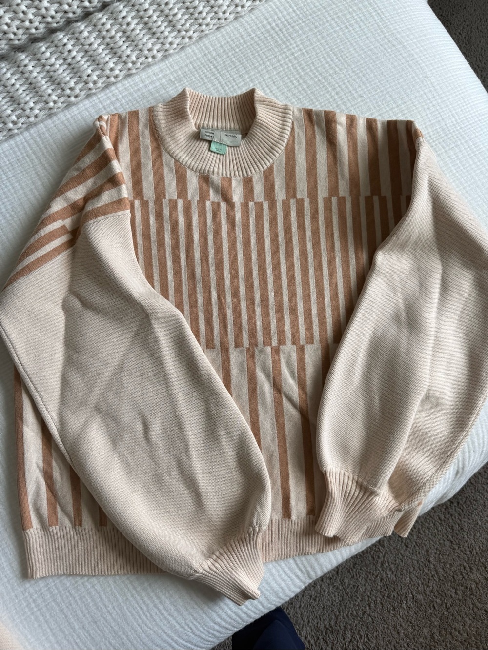 Anthropologie Cream Striped Sweater Mock Neck and Short Set, Size Large - Picture 4 of 6